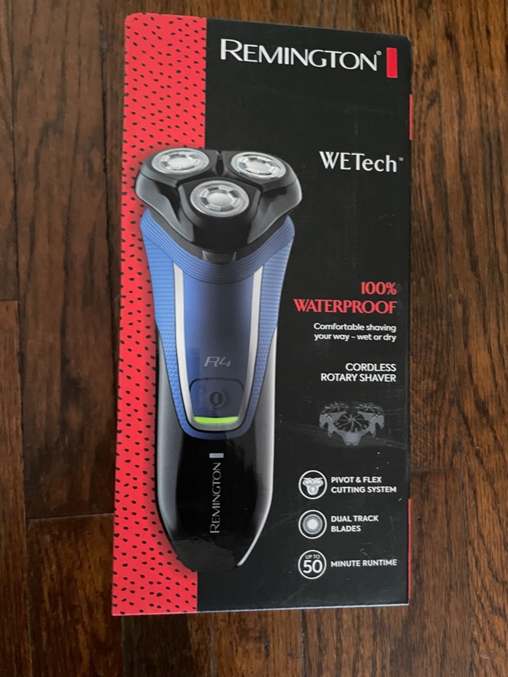 Remington Blue and Black Cordless Rotary Shaver